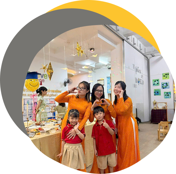 Khoảnh khắc 3